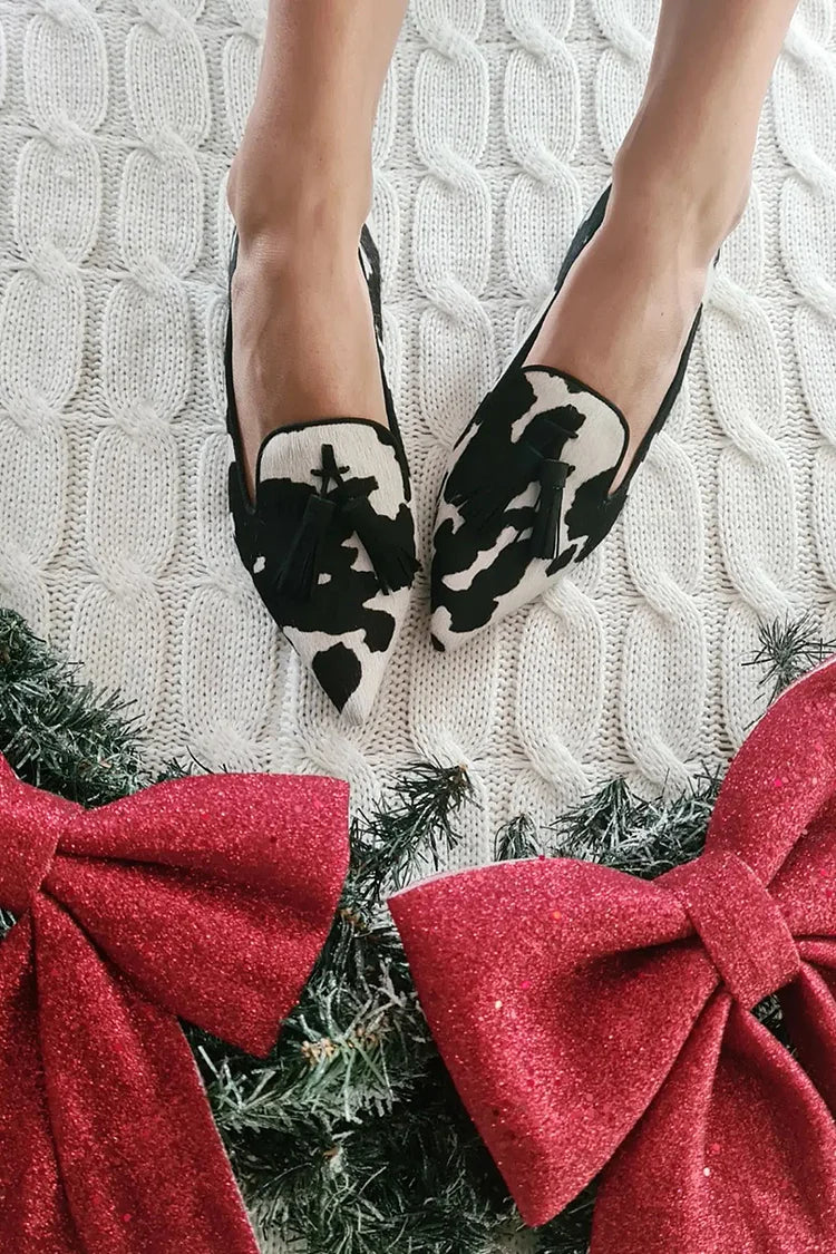 GIULIA | Mocassins raffinés à bout pointu avec élégantes pampilles décoratives