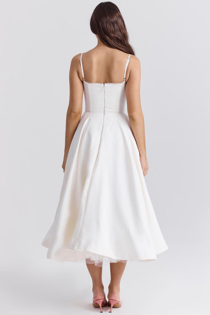 Minerva | Robe Princesse de Luxe à Bretelles Spaghetti