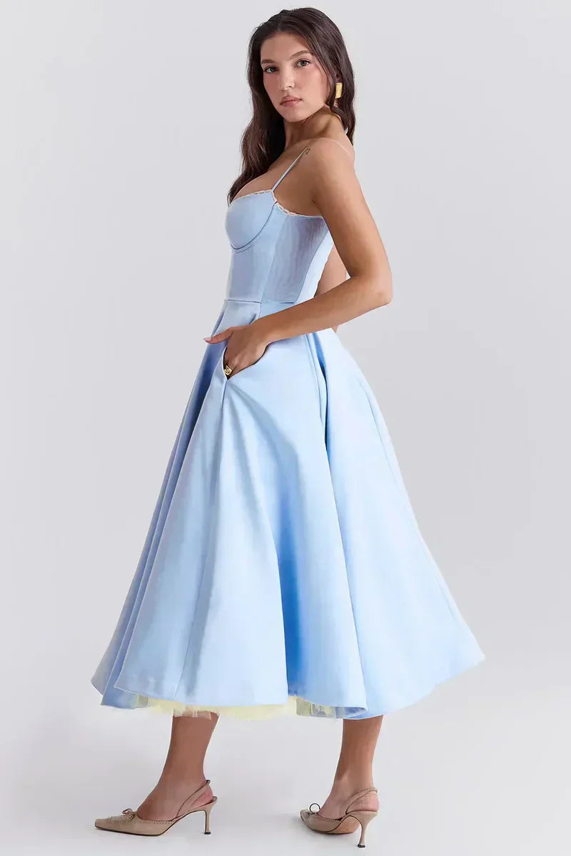 Minerva | Robe Princesse de Luxe à Bretelles Spaghetti